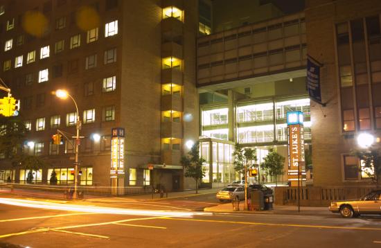 The Babcock entrance of St. Luke's Hospital