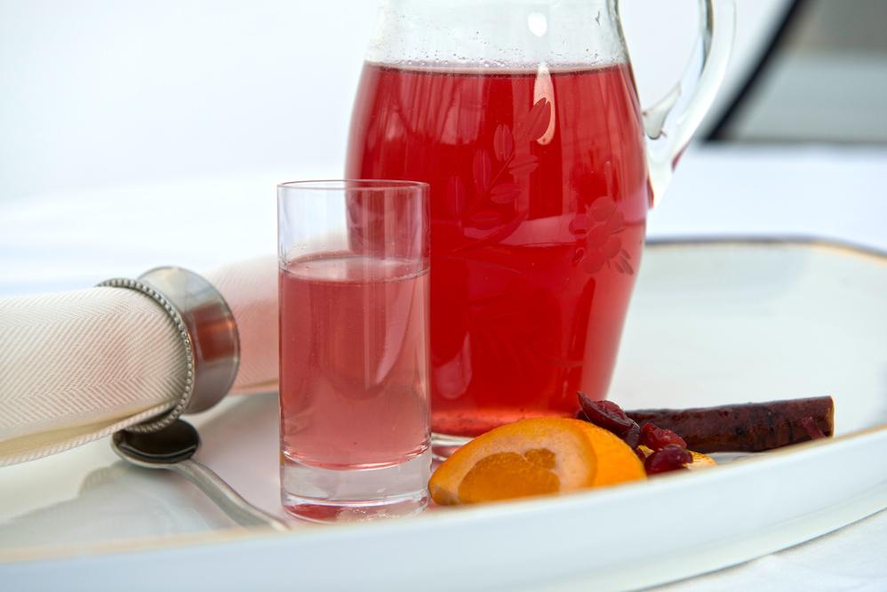 Dilute liquid juice representative of pre-operation diet